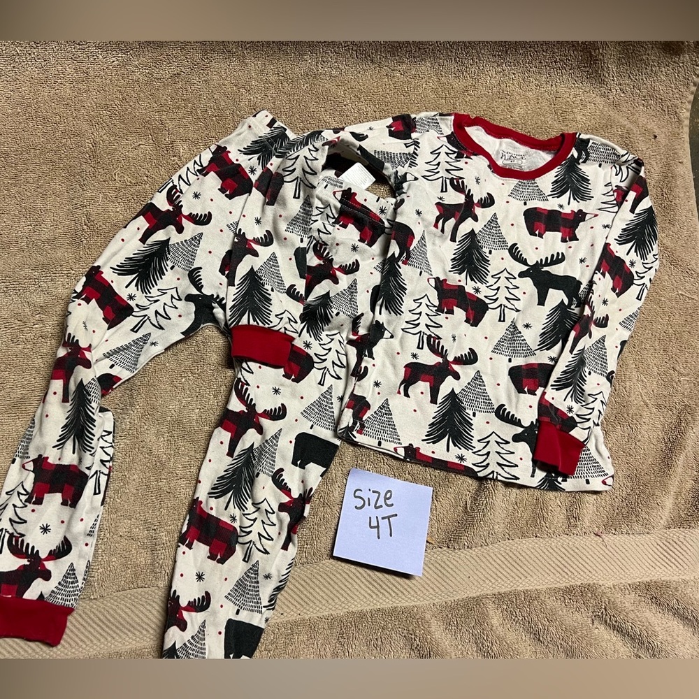 Christmas pajamas 4T